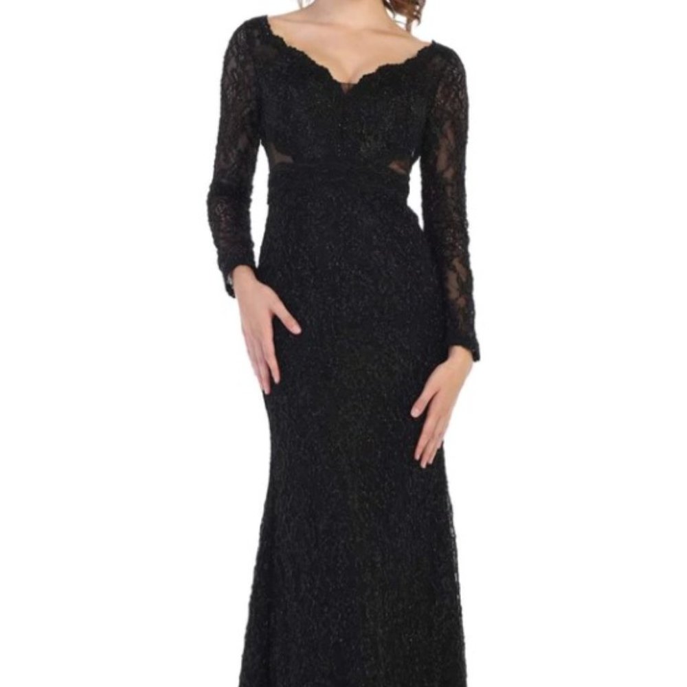 LACE PLUNGING V-NECK EVENING DRESS